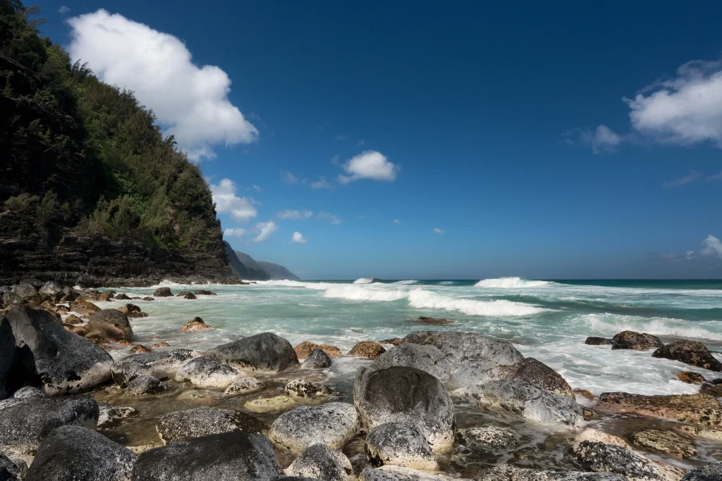 Exploring Coastal Adventures Around Kauai for Nature Travelers