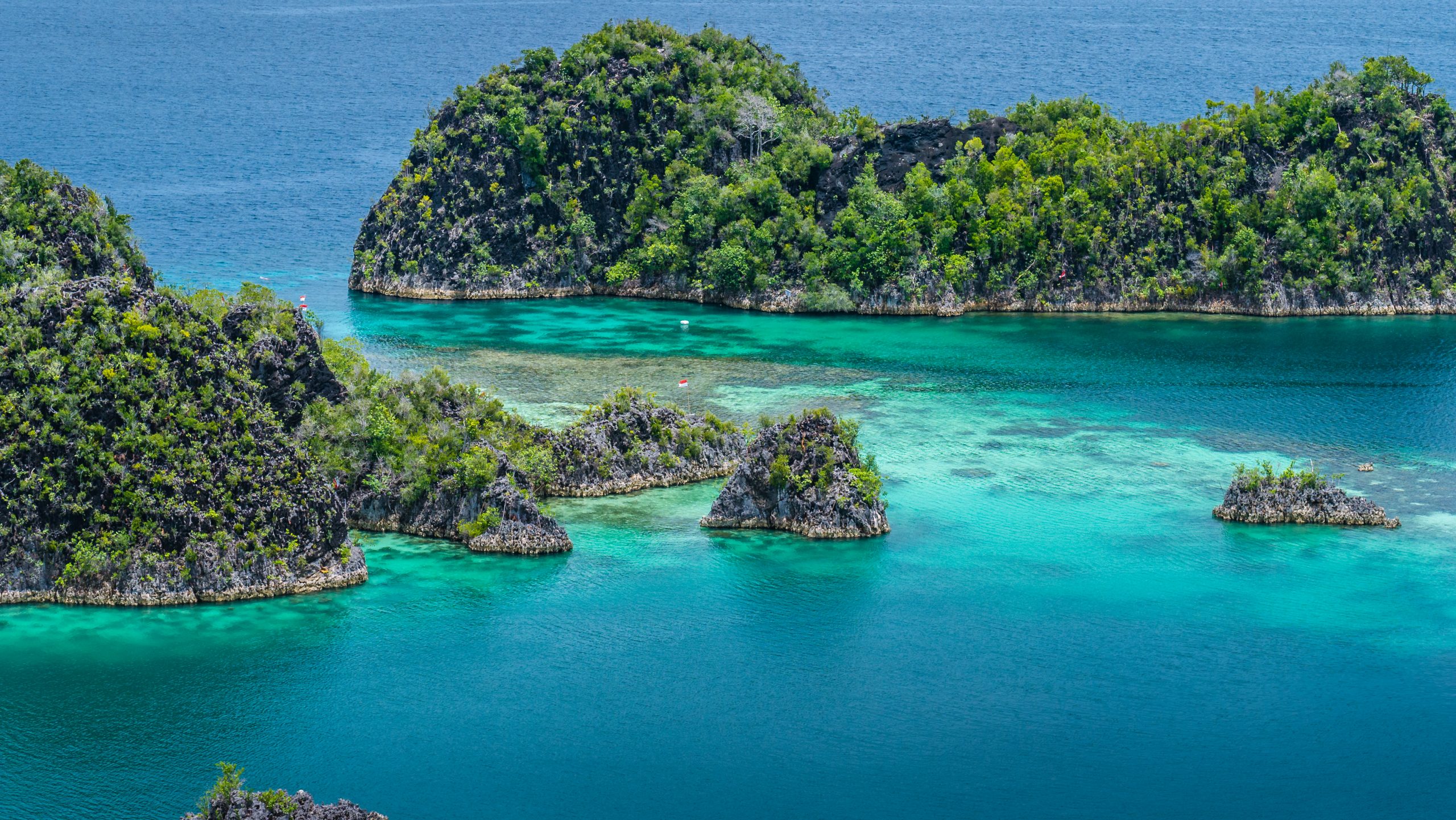 Best Places to Visit in Indonesia for Nature and Adventure